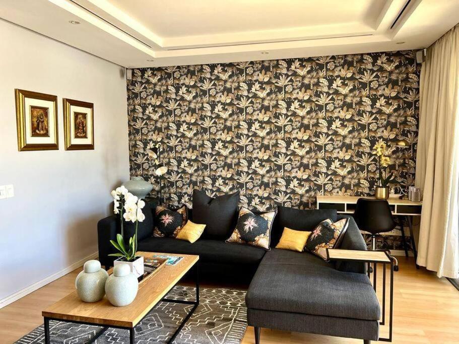 Parama 003 Secure, Luxurious Waterfront Apartment Kapstadt